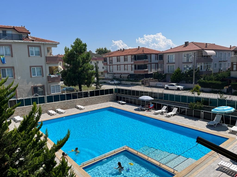 BLACKSEA PORT / DENİZE SIFIR / HAVUZ CEPHE / EŞYALI / 2+1